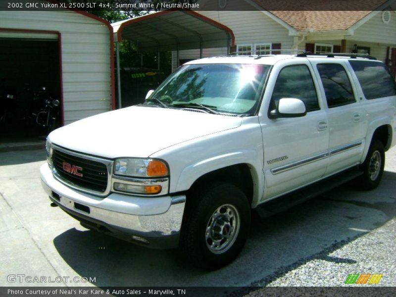 Summit White / Neutral/Shale 2002 GMC Yukon XL 2500 SLT 4x4