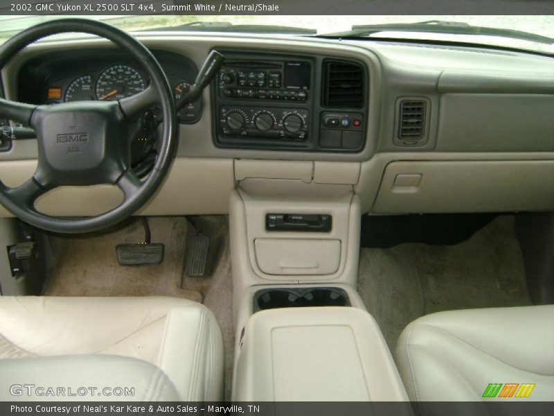 Summit White / Neutral/Shale 2002 GMC Yukon XL 2500 SLT 4x4