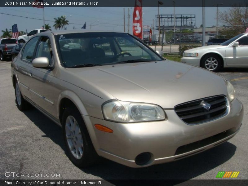 Sunlit Sand Metallic / Frost 2001 Nissan Maxima SE