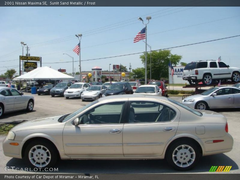 Sunlit Sand Metallic / Frost 2001 Nissan Maxima SE