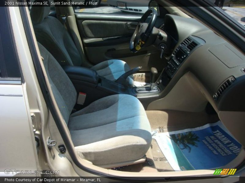 Sunlit Sand Metallic / Frost 2001 Nissan Maxima SE