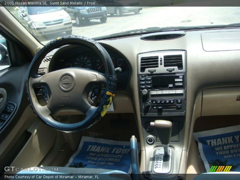 Sunlit Sand Metallic / Frost 2001 Nissan Maxima SE