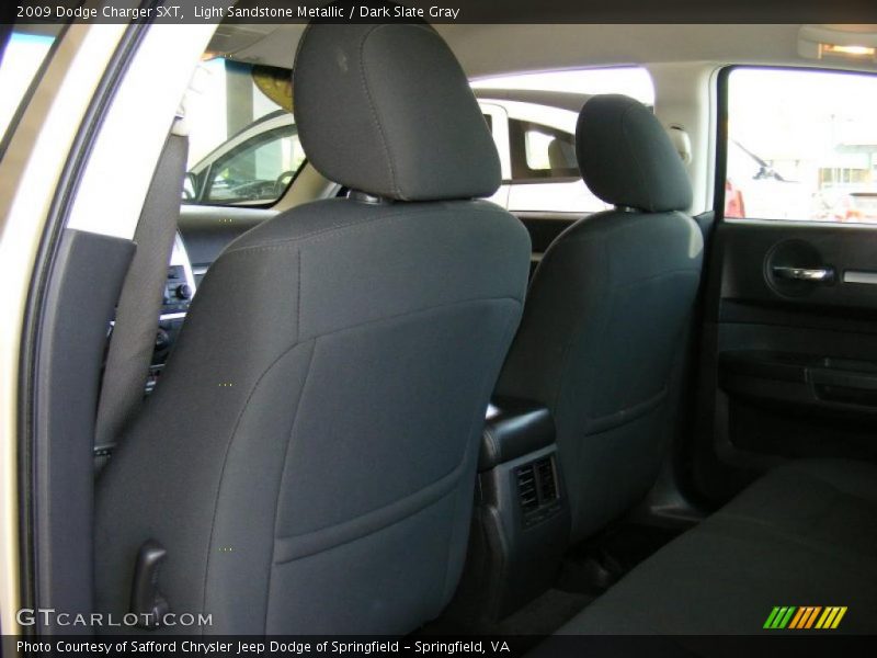 Light Sandstone Metallic / Dark Slate Gray 2009 Dodge Charger SXT
