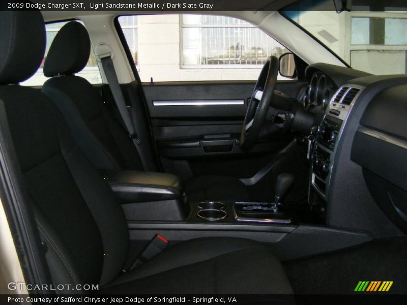 Light Sandstone Metallic / Dark Slate Gray 2009 Dodge Charger SXT