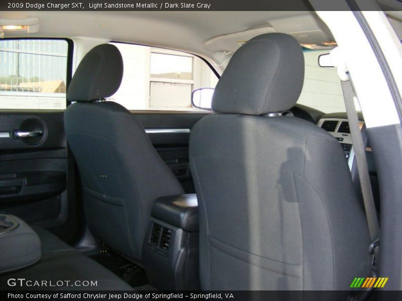 Light Sandstone Metallic / Dark Slate Gray 2009 Dodge Charger SXT
