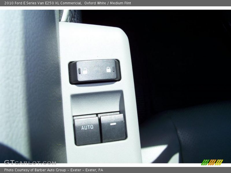 Oxford White / Medium Flint 2010 Ford E Series Van E250 XL Commericial
