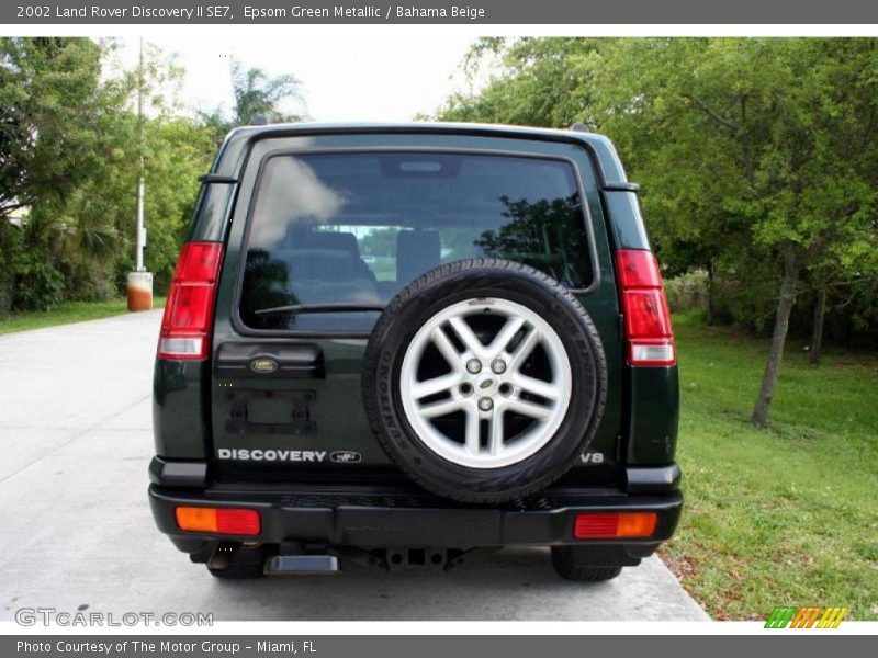 Epsom Green Metallic / Bahama Beige 2002 Land Rover Discovery II SE7