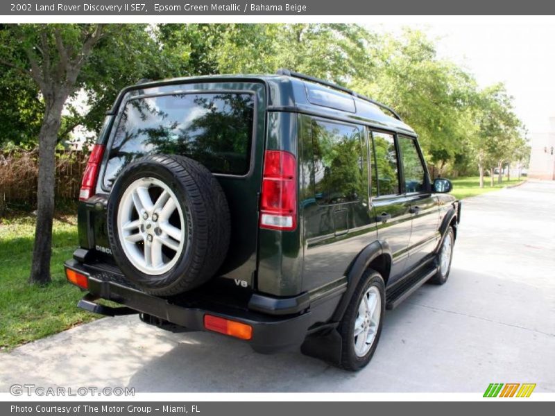 Epsom Green Metallic / Bahama Beige 2002 Land Rover Discovery II SE7