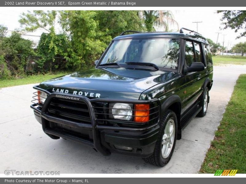 Epsom Green Metallic / Bahama Beige 2002 Land Rover Discovery II SE7