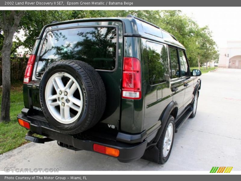 Epsom Green Metallic / Bahama Beige 2002 Land Rover Discovery II SE7