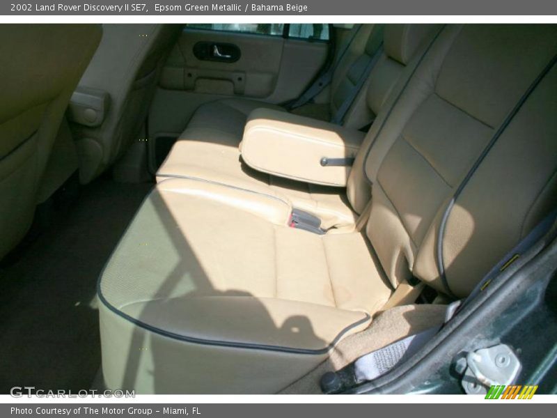 Epsom Green Metallic / Bahama Beige 2002 Land Rover Discovery II SE7