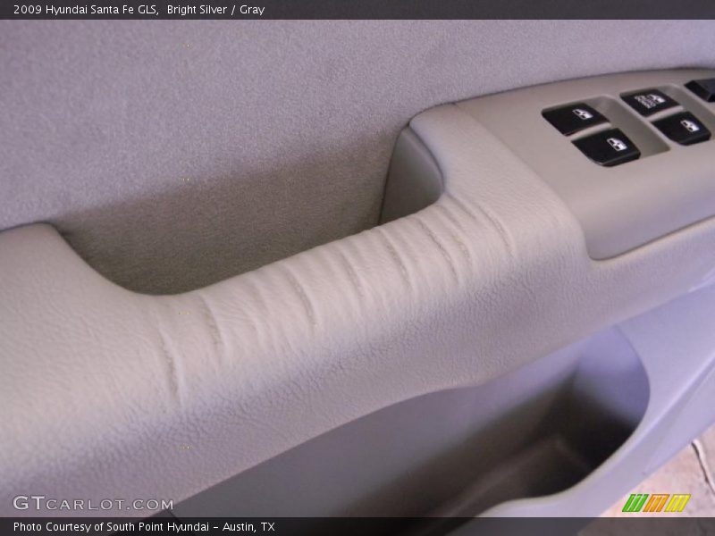 Bright Silver / Gray 2009 Hyundai Santa Fe GLS