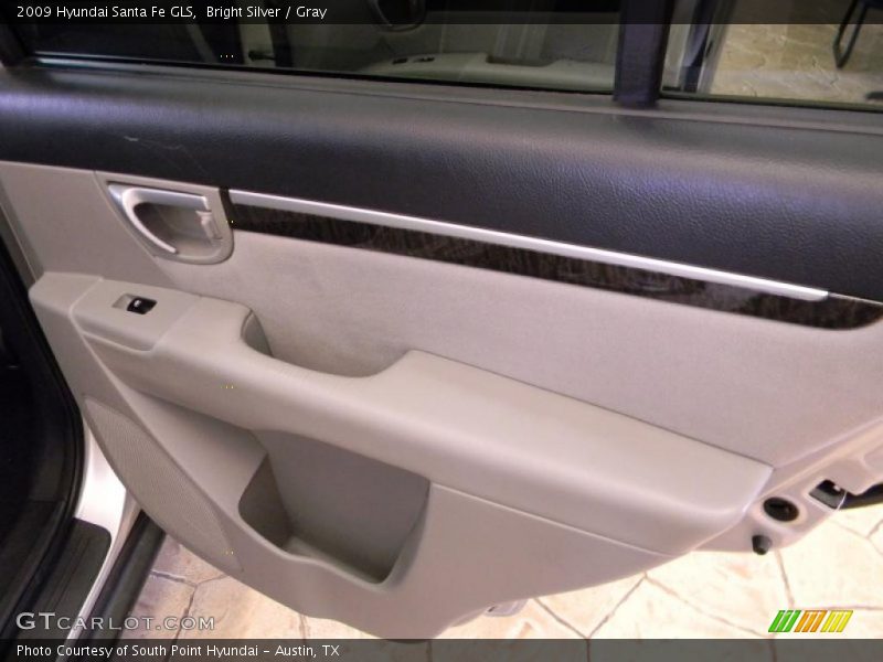 Bright Silver / Gray 2009 Hyundai Santa Fe GLS