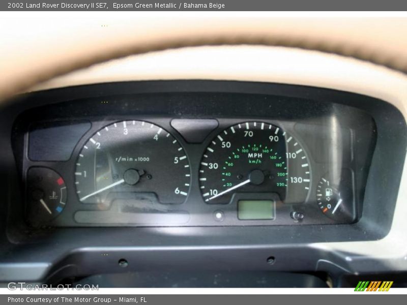 Epsom Green Metallic / Bahama Beige 2002 Land Rover Discovery II SE7