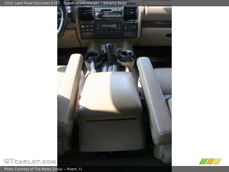 Epsom Green Metallic / Bahama Beige 2002 Land Rover Discovery II SE7