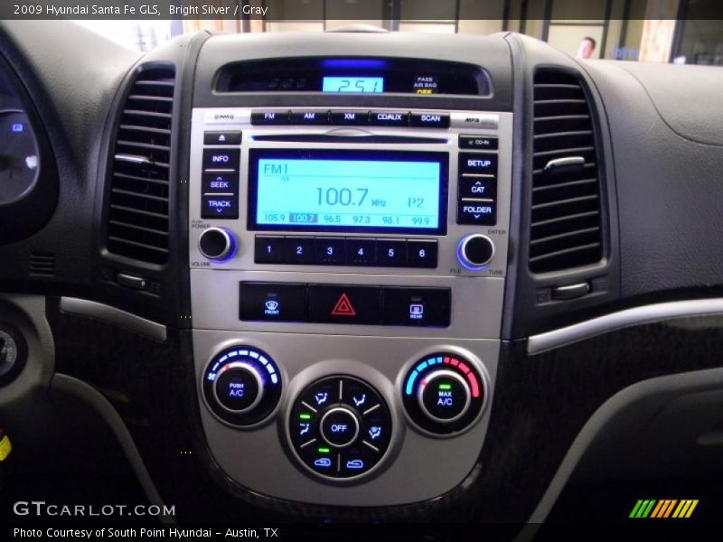 Bright Silver / Gray 2009 Hyundai Santa Fe GLS