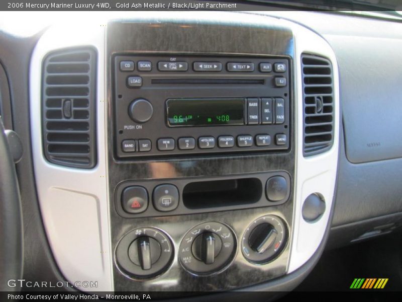 Gold Ash Metallic / Black/Light Parchment 2006 Mercury Mariner Luxury 4WD