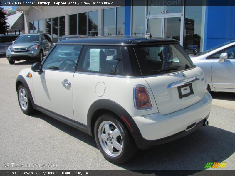 Pepper White / Grey/Carbon Black 2007 Mini Cooper Hardtop