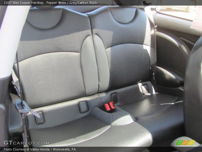 Pepper White / Grey/Carbon Black 2007 Mini Cooper Hardtop