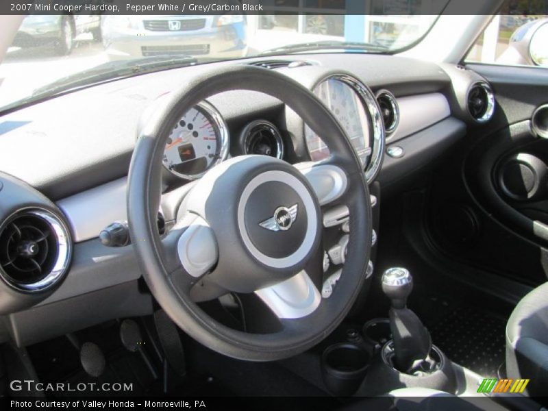 Pepper White / Grey/Carbon Black 2007 Mini Cooper Hardtop