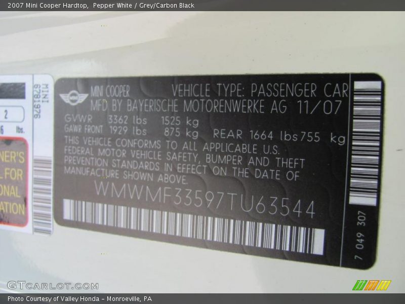 Pepper White / Grey/Carbon Black 2007 Mini Cooper Hardtop