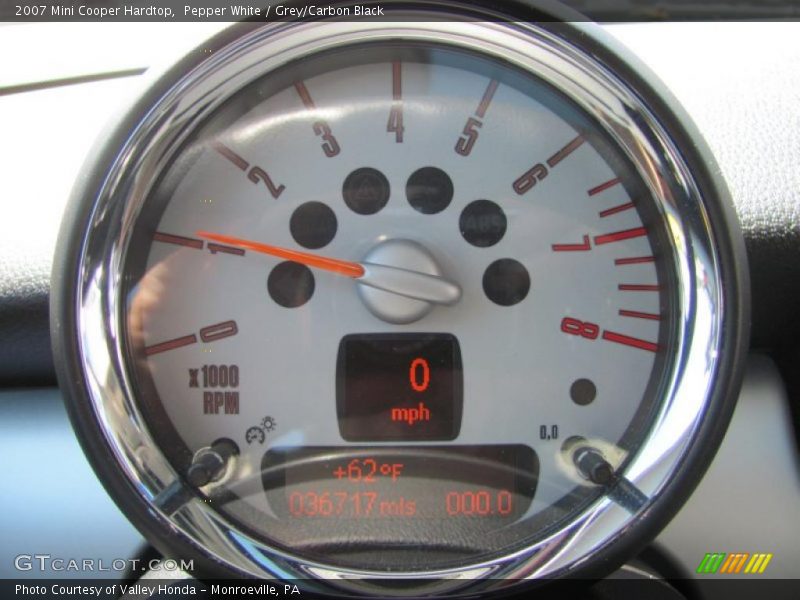 Pepper White / Grey/Carbon Black 2007 Mini Cooper Hardtop