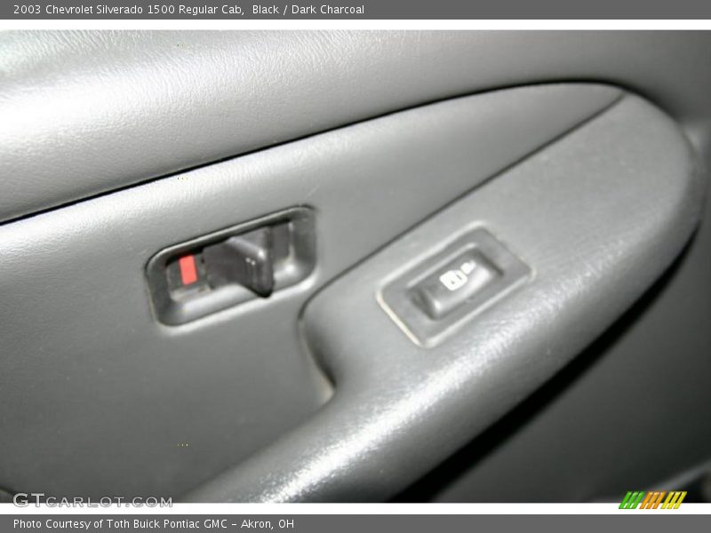 Black / Dark Charcoal 2003 Chevrolet Silverado 1500 Regular Cab