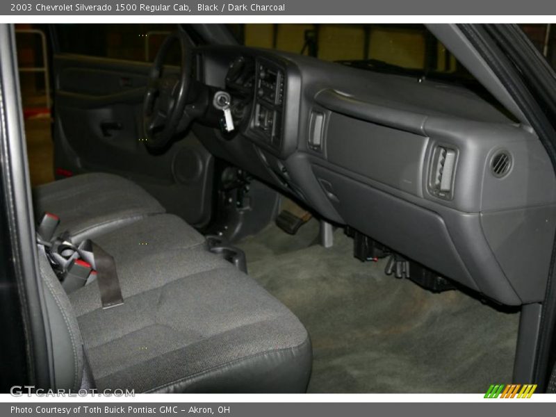 Black / Dark Charcoal 2003 Chevrolet Silverado 1500 Regular Cab
