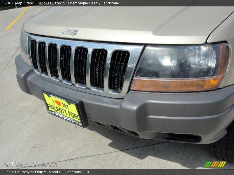 Champagne Pearl / Sandstone 2001 Jeep Grand Cherokee Laredo