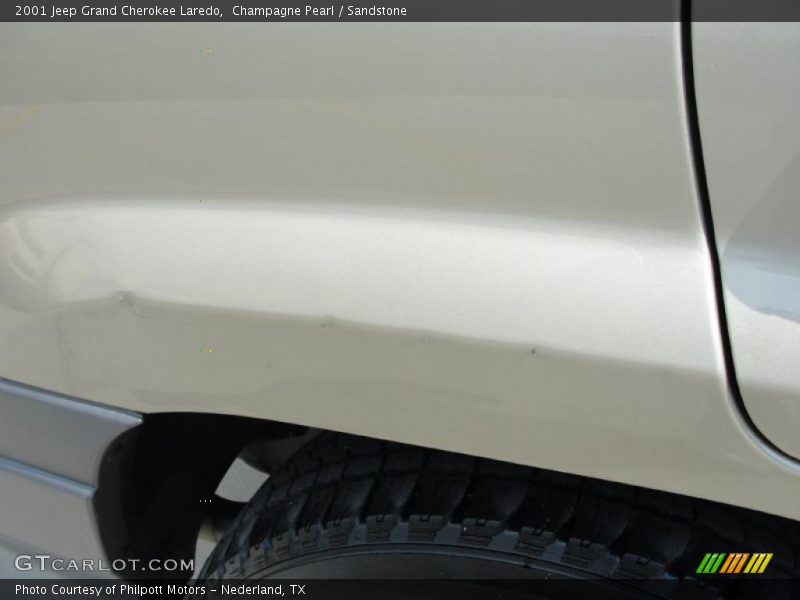 Champagne Pearl / Sandstone 2001 Jeep Grand Cherokee Laredo
