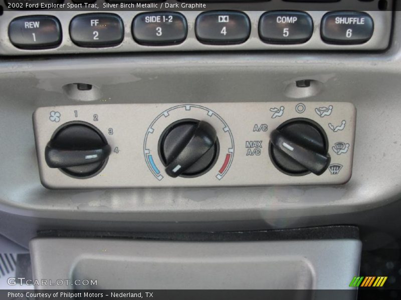 Silver Birch Metallic / Dark Graphite 2002 Ford Explorer Sport Trac