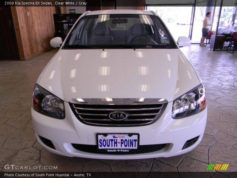 Clear White / Gray 2009 Kia Spectra EX Sedan