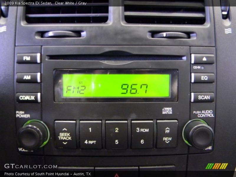 Clear White / Gray 2009 Kia Spectra EX Sedan