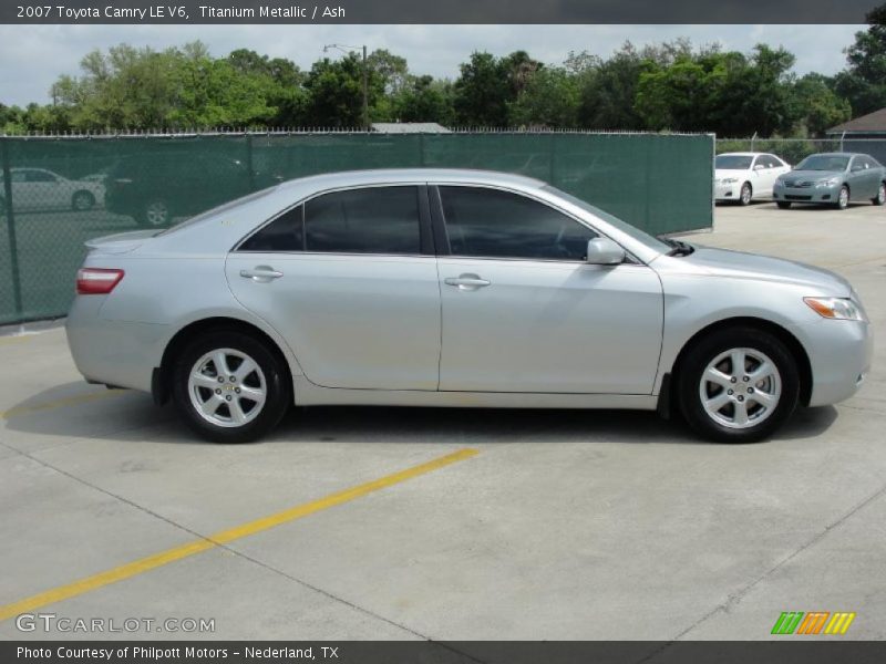 Titanium Metallic / Ash 2007 Toyota Camry LE V6