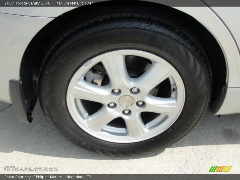 Titanium Metallic / Ash 2007 Toyota Camry LE V6