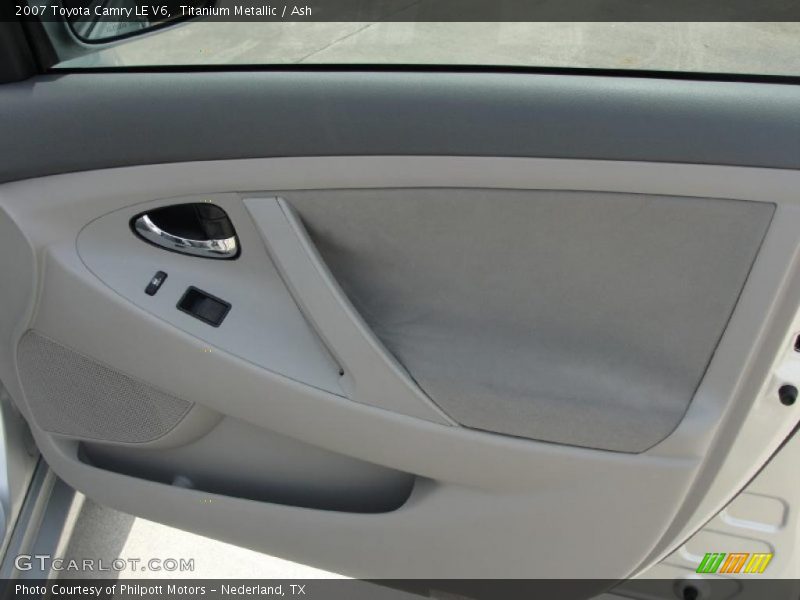 Titanium Metallic / Ash 2007 Toyota Camry LE V6