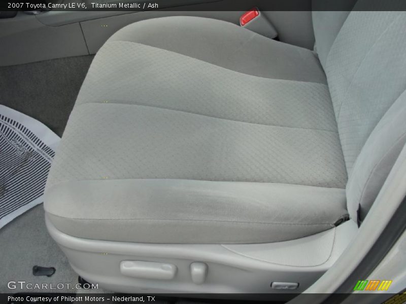 Titanium Metallic / Ash 2007 Toyota Camry LE V6