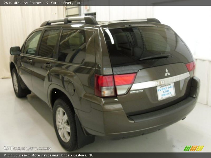 Carbon Pearl / Black 2010 Mitsubishi Endeavor LS