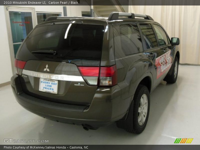 Carbon Pearl / Black 2010 Mitsubishi Endeavor LS