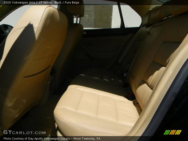 Black / Pure Beige 2006 Volkswagen Jetta 2.0T Sedan