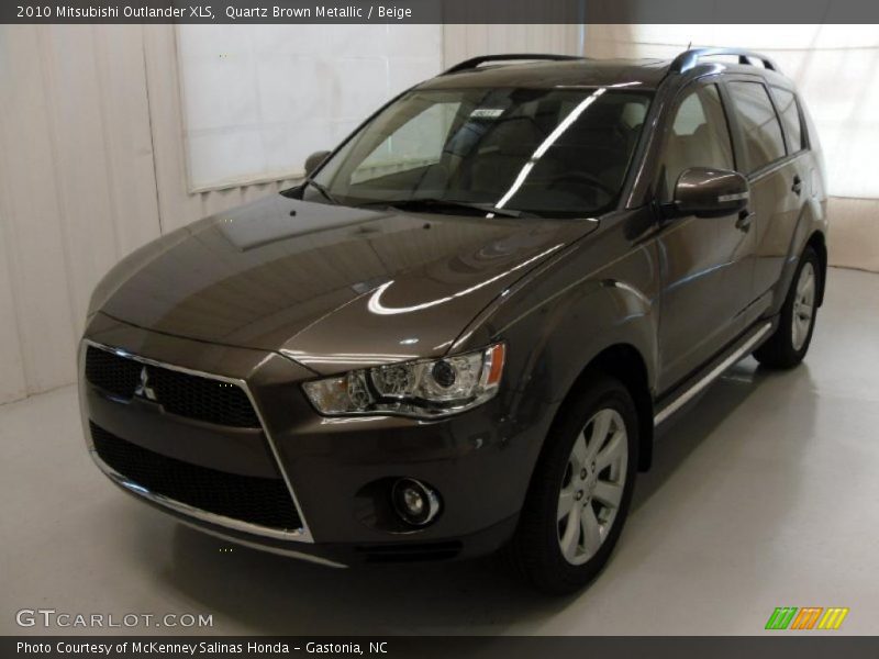 Quartz Brown Metallic / Beige 2010 Mitsubishi Outlander XLS