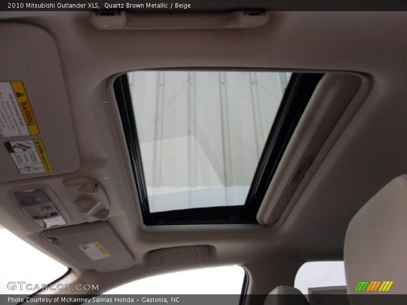 Quartz Brown Metallic / Beige 2010 Mitsubishi Outlander XLS