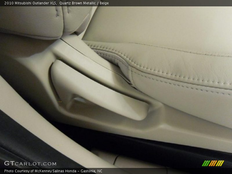 Quartz Brown Metallic / Beige 2010 Mitsubishi Outlander XLS