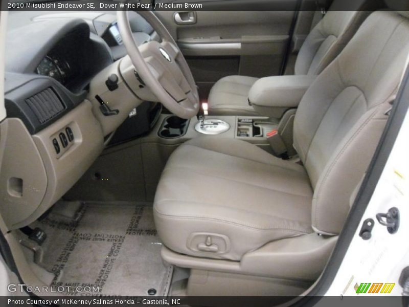 Dover White Pearl / Medium Brown 2010 Mitsubishi Endeavor SE