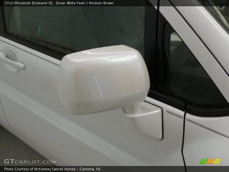 Dover White Pearl / Medium Brown 2010 Mitsubishi Endeavor SE