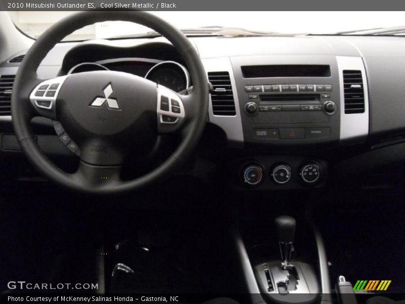 Cool Silver Metallic / Black 2010 Mitsubishi Outlander ES