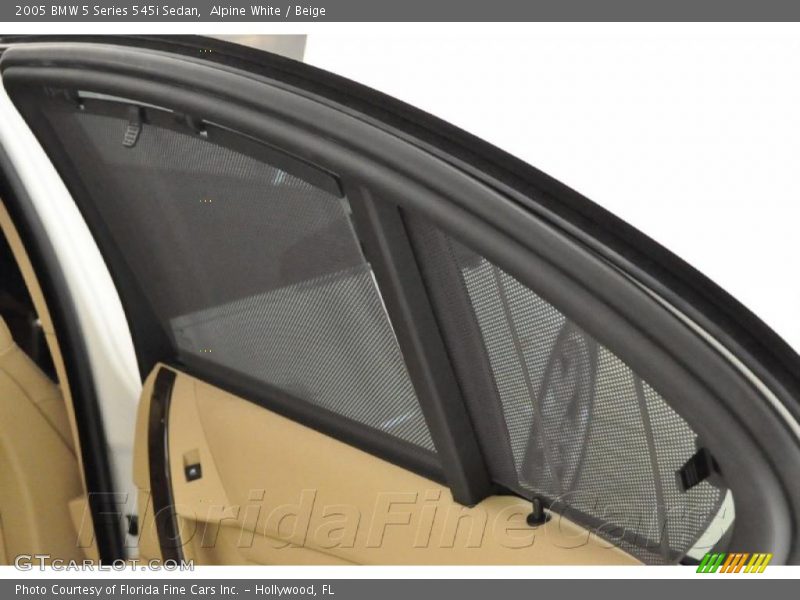 Alpine White / Beige 2005 BMW 5 Series 545i Sedan