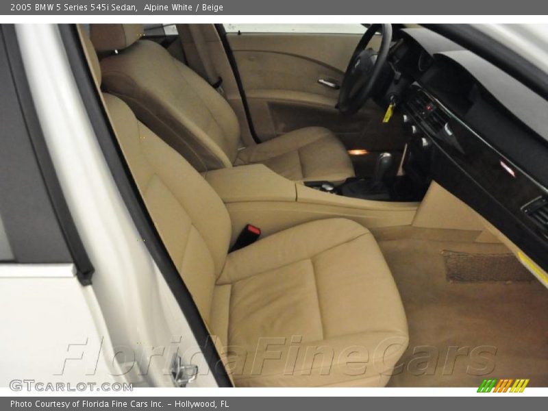 Alpine White / Beige 2005 BMW 5 Series 545i Sedan