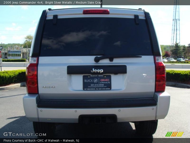 Bright Silver Metallic / Medium Slate Gray 2006 Jeep Commander 4x4