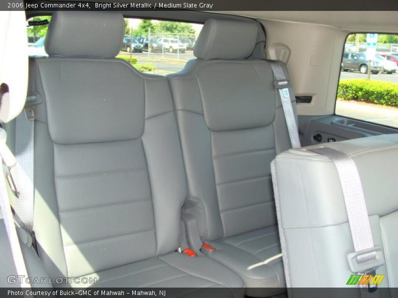 Bright Silver Metallic / Medium Slate Gray 2006 Jeep Commander 4x4